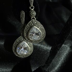 Vintage .925 sterling silver and marcasite teardrop earrings 3070